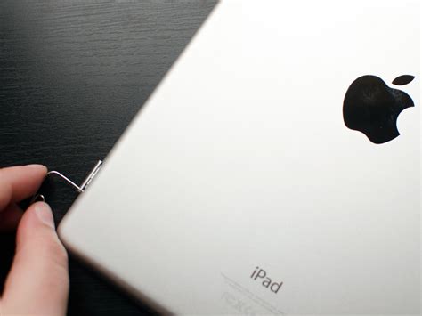 How to remove a SIM card from your iPad .